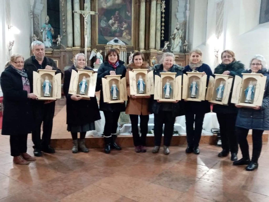 Návšteva vo farnosti Nová Baňa a požehnanie kaplnky PM