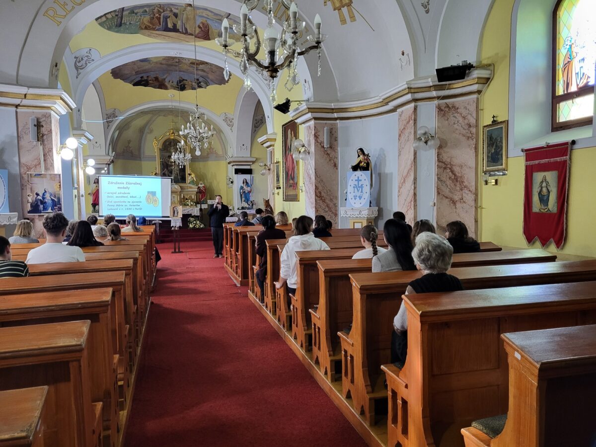 Návšteva farnosti Čechynce