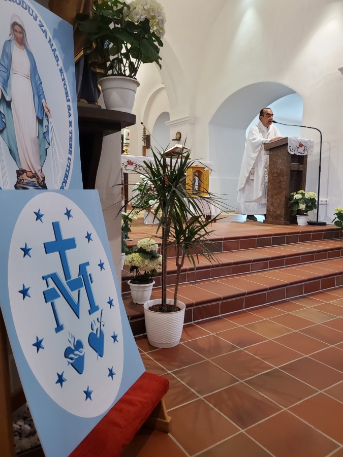 Návšteva vo farnosti Jelenec